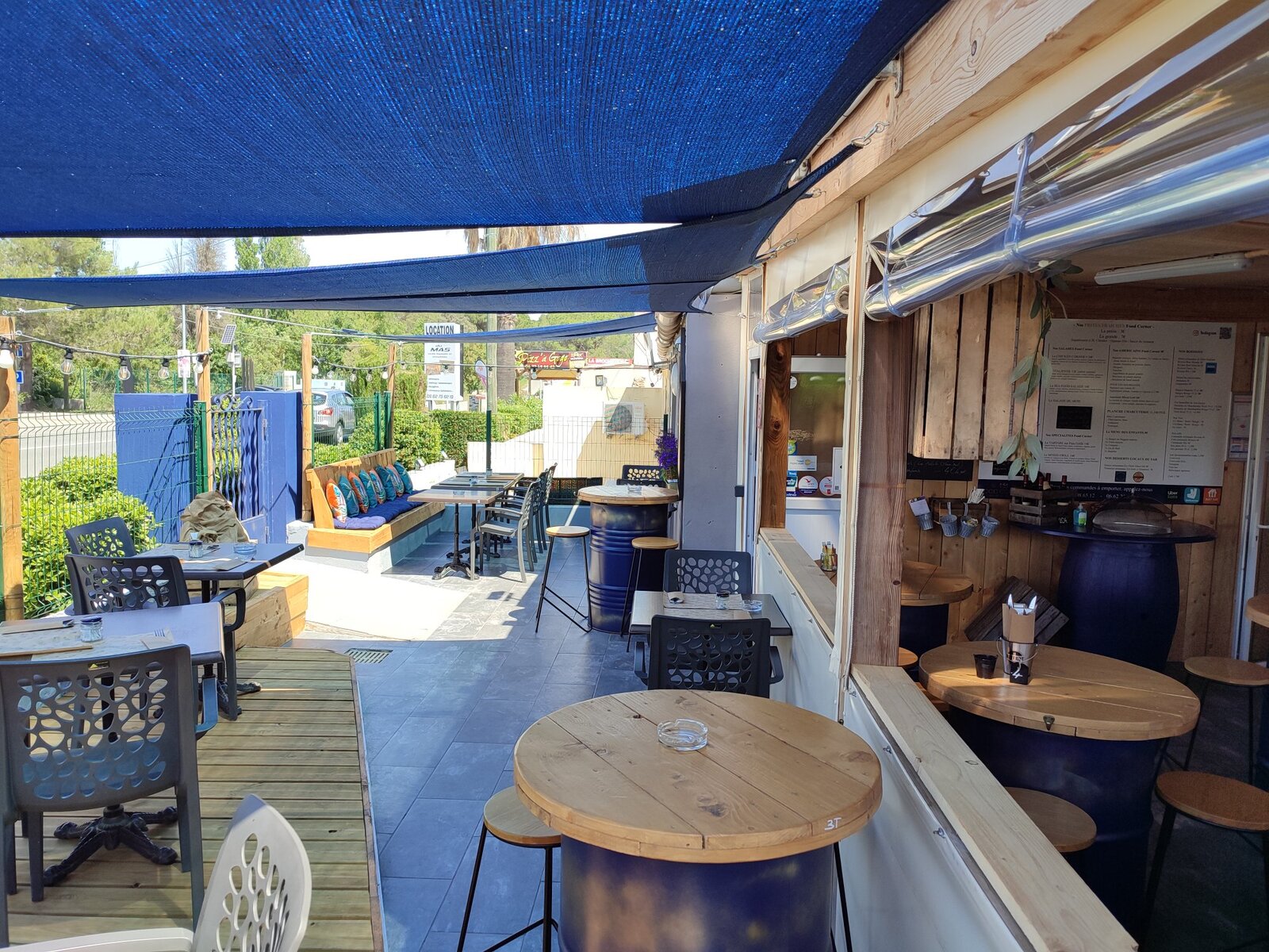 Terrasse Food Corner